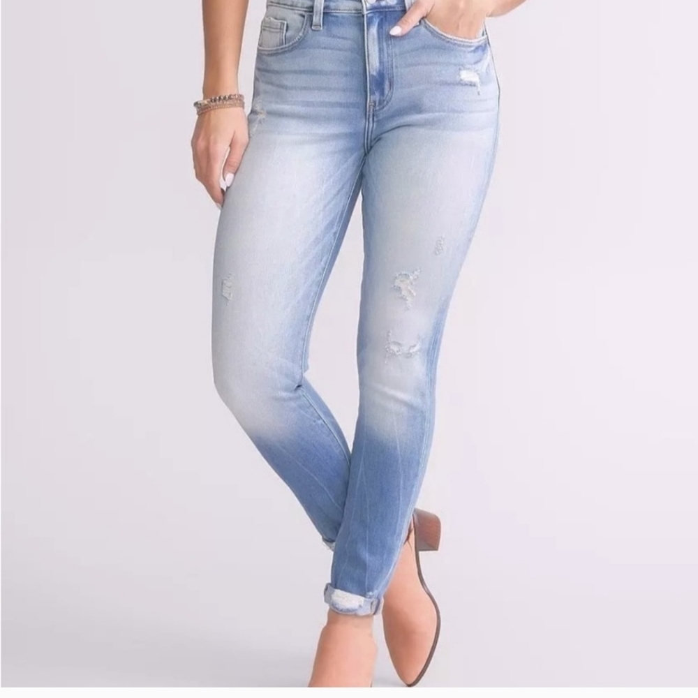 KANCAN Kurvy Ultra High Rise Ankle Skinny Distressed Light Washed Jeans Size 29